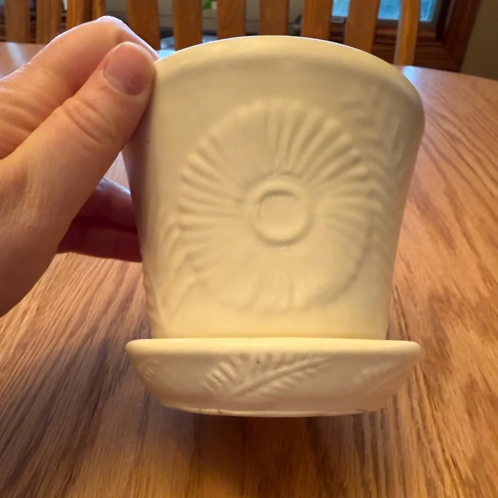 Vintage Cream Ceramic Planter Pot with Saucer Bottom